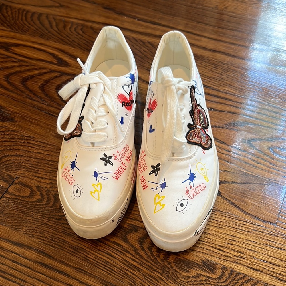 NWT Zara graffiti platform sneakers